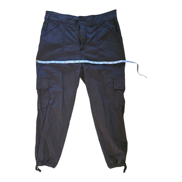 Social Standard By Sanctuary Women's Cropped Cargo Pants - Picture 7 of 7